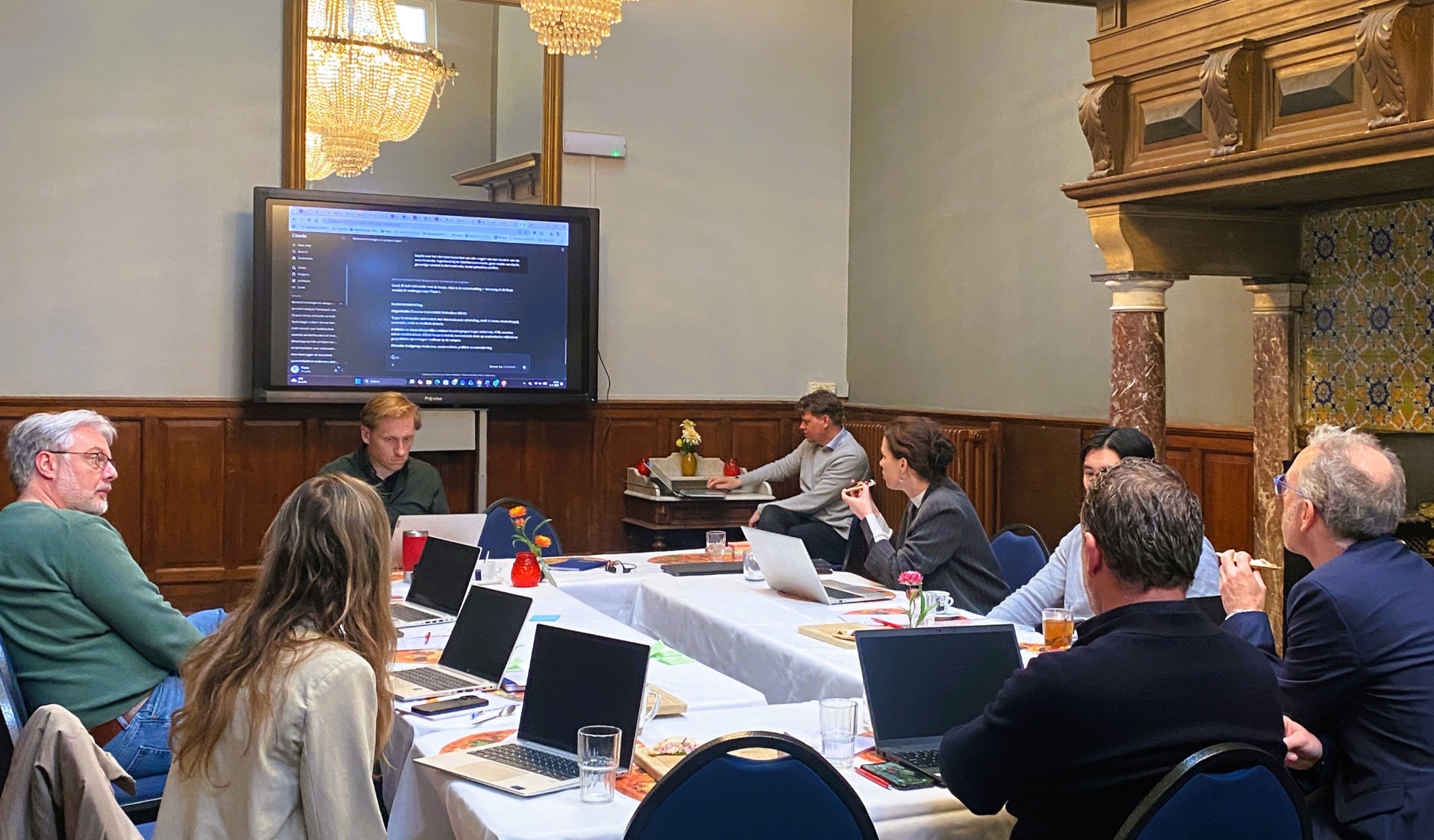 Deelnemers aan de workshop Woordvoering met A.I.